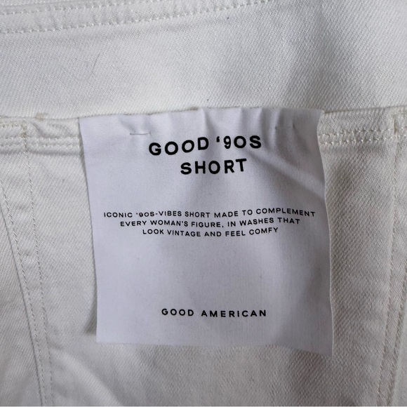 NWT Good American Good 90s Shorts Exposed Pocket Bags Distressed White Size 18 - Picture 4 of 5